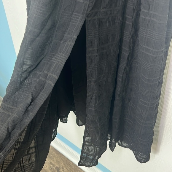 ASTR the label - Lizbeth Black Spaghetti Strap Tied Back Maxi Dress Size Medium - Picture 7 of 12